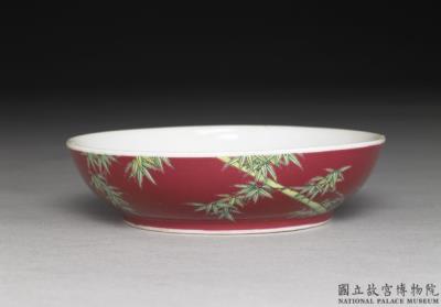 图片[3]-Dish with bamboo in red ground of falangcai painted enamels, Qing dynasty, Yongzheng reign 1723-1735-China Archive